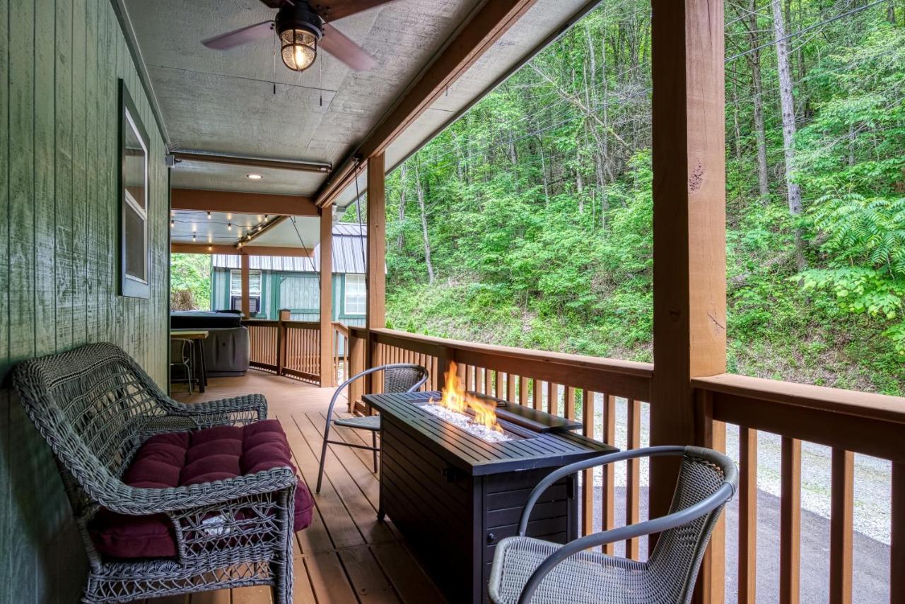Great Location - Hot Tub - Dog Friendly Villa Sevierville Eksteriør bilde