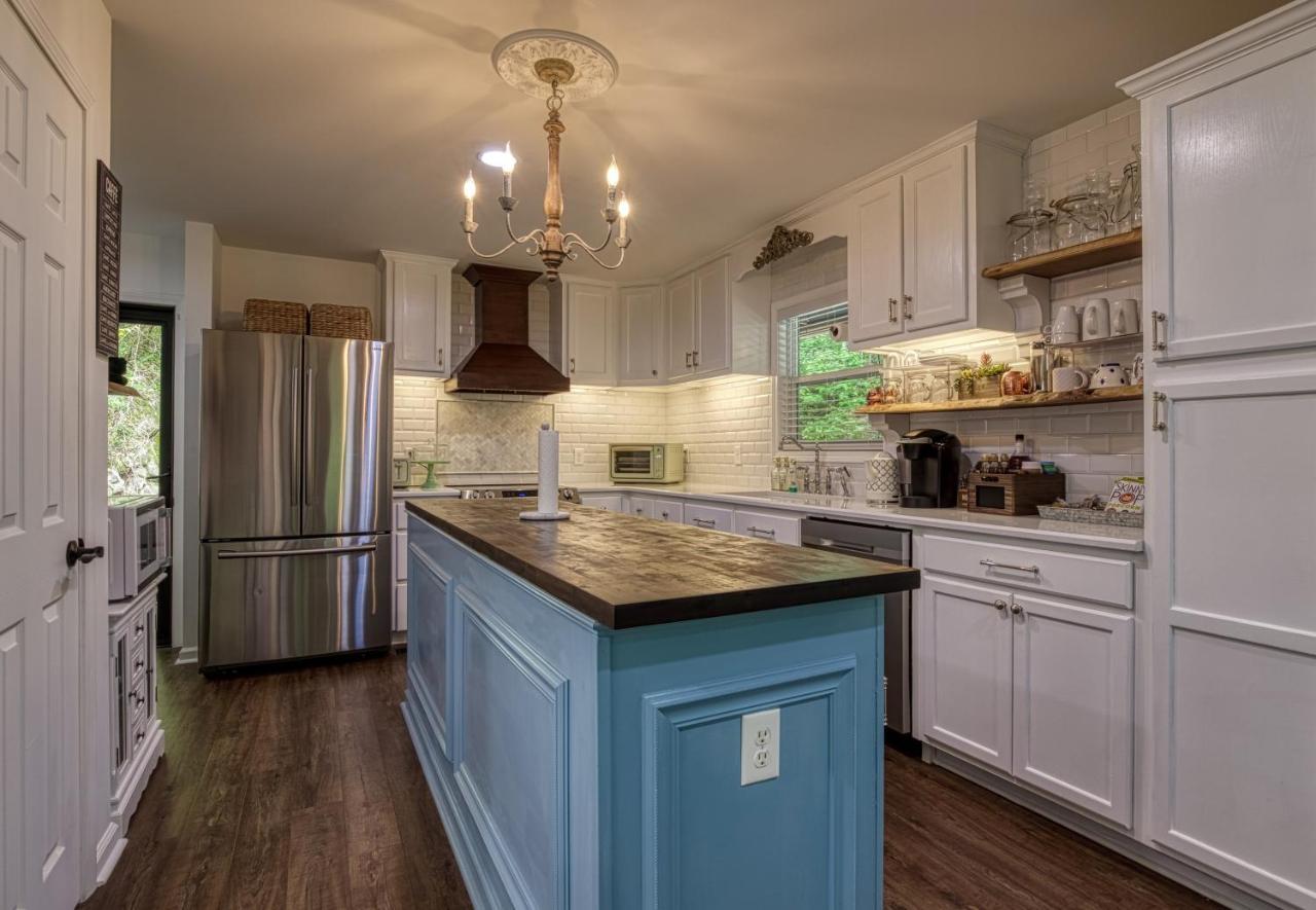 Great Location - Hot Tub - Dog Friendly Villa Sevierville Eksteriør bilde
