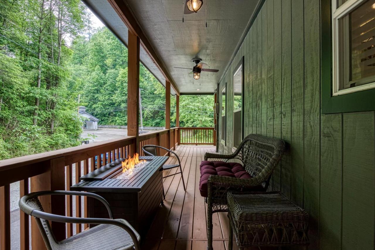 Great Location - Hot Tub - Dog Friendly Villa Sevierville Eksteriør bilde