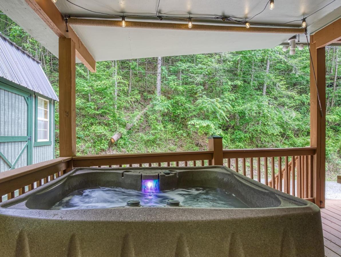 Great Location - Hot Tub - Dog Friendly Villa Sevierville Eksteriør bilde