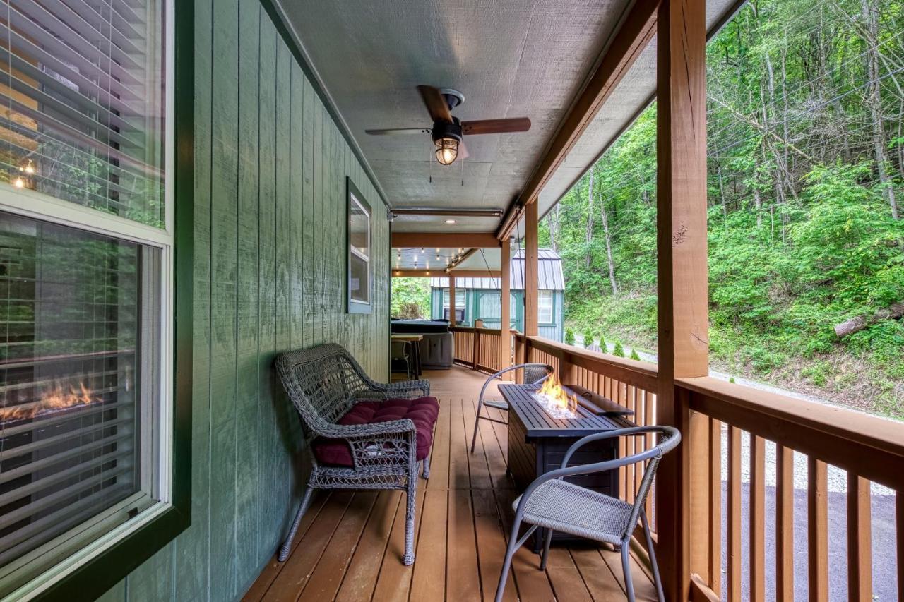 Great Location - Hot Tub - Dog Friendly Villa Sevierville Eksteriør bilde
